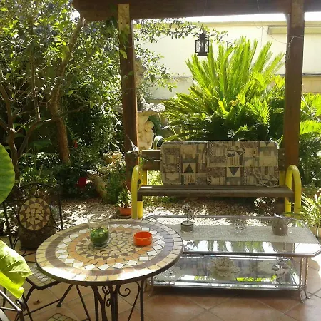 Bed and breakfast Tra I Mari Del Salento 3*