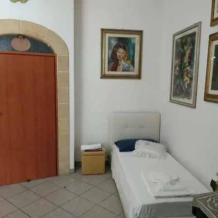 Frühstückspension Tra I Mari Del Salento